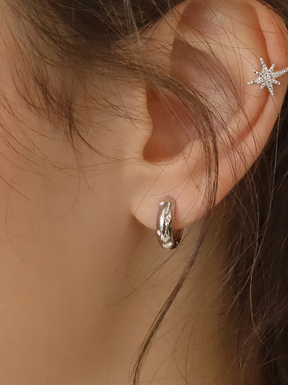 [에스파 카리나 윈터 착용] mini cubic cocoon earring
