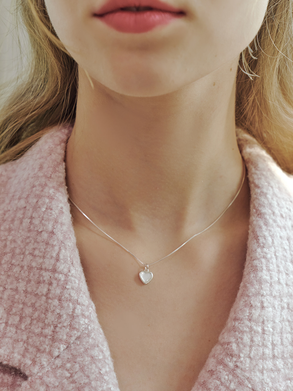 minou heart necklace