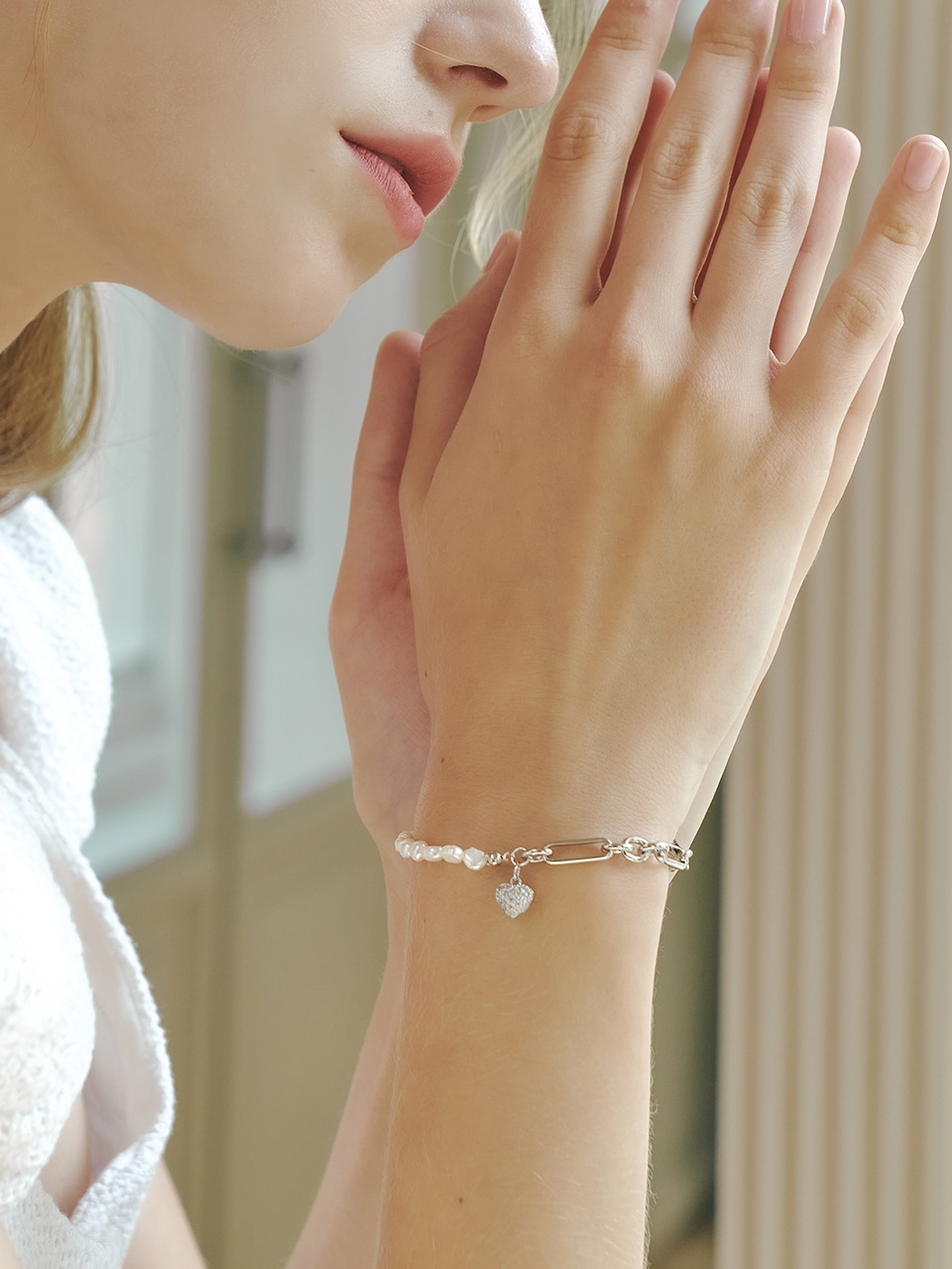 [빌리 츠키 착용] chanter heart cubic pearl bracelet