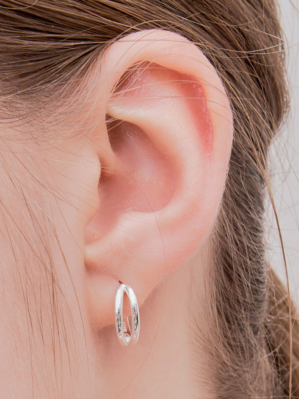 capri line earring