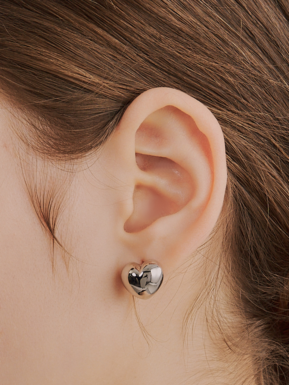 [엄지윤 착용] bibi heart earring