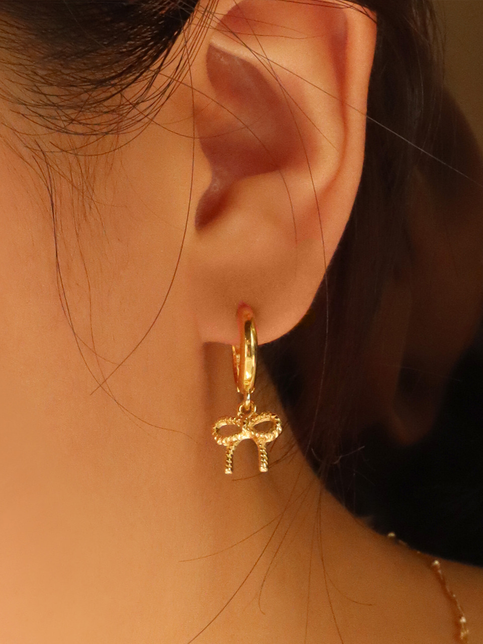 [우주소녀 루다 착용] darling ribbon earring