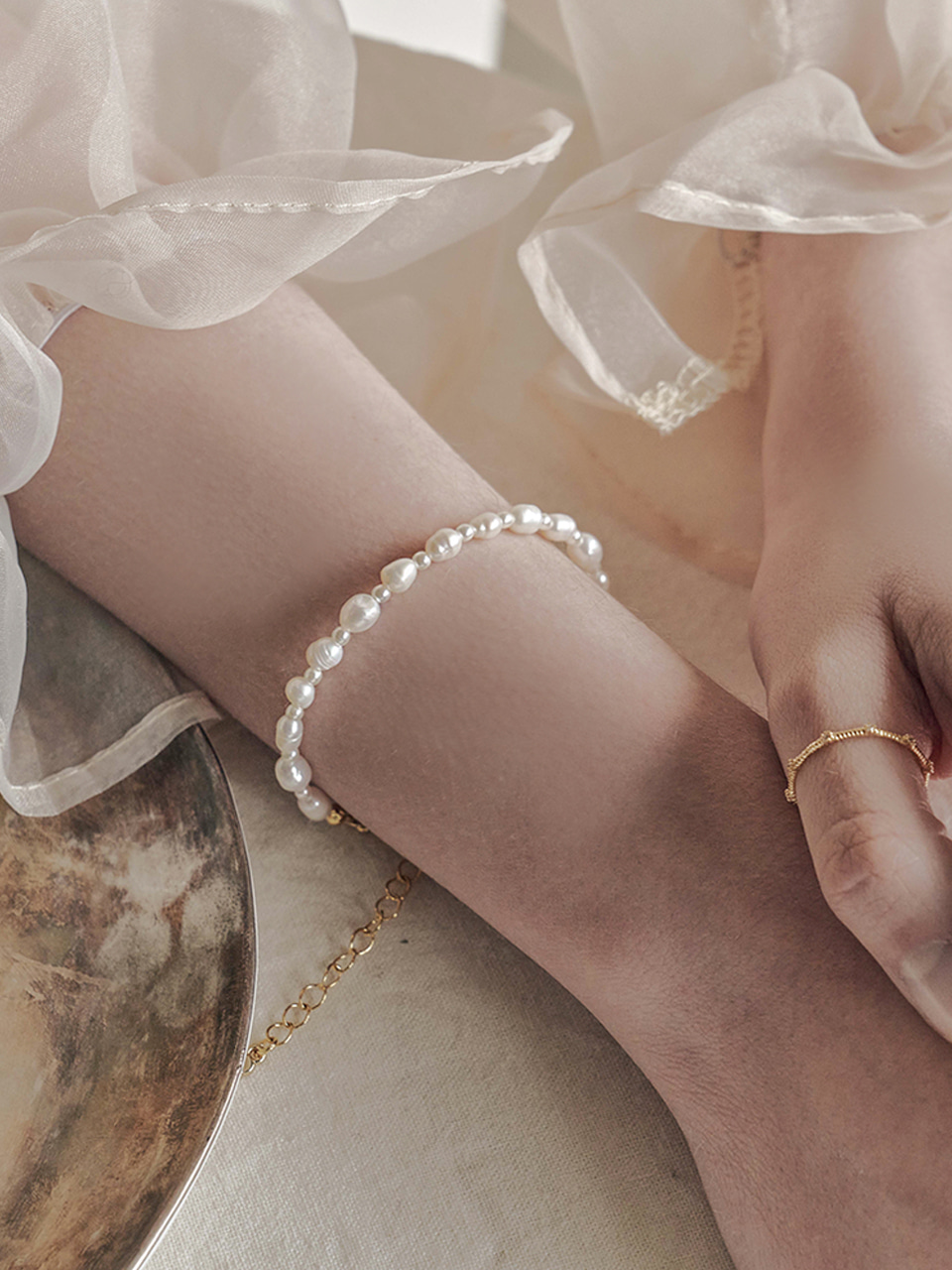 [샤이니 온유 착용] evelyn pearl bracelet