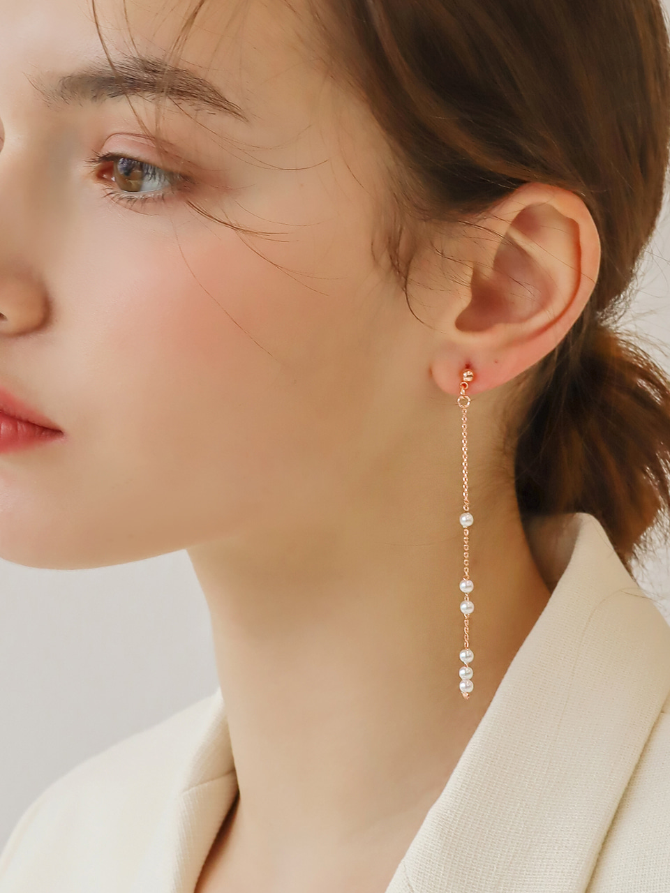 [프로미스나인 지원 착용] tiny pearl drop earring