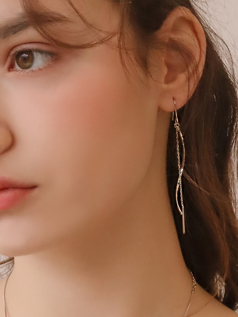 [프로미스나인 지선, 이채영 착용] shine line earring