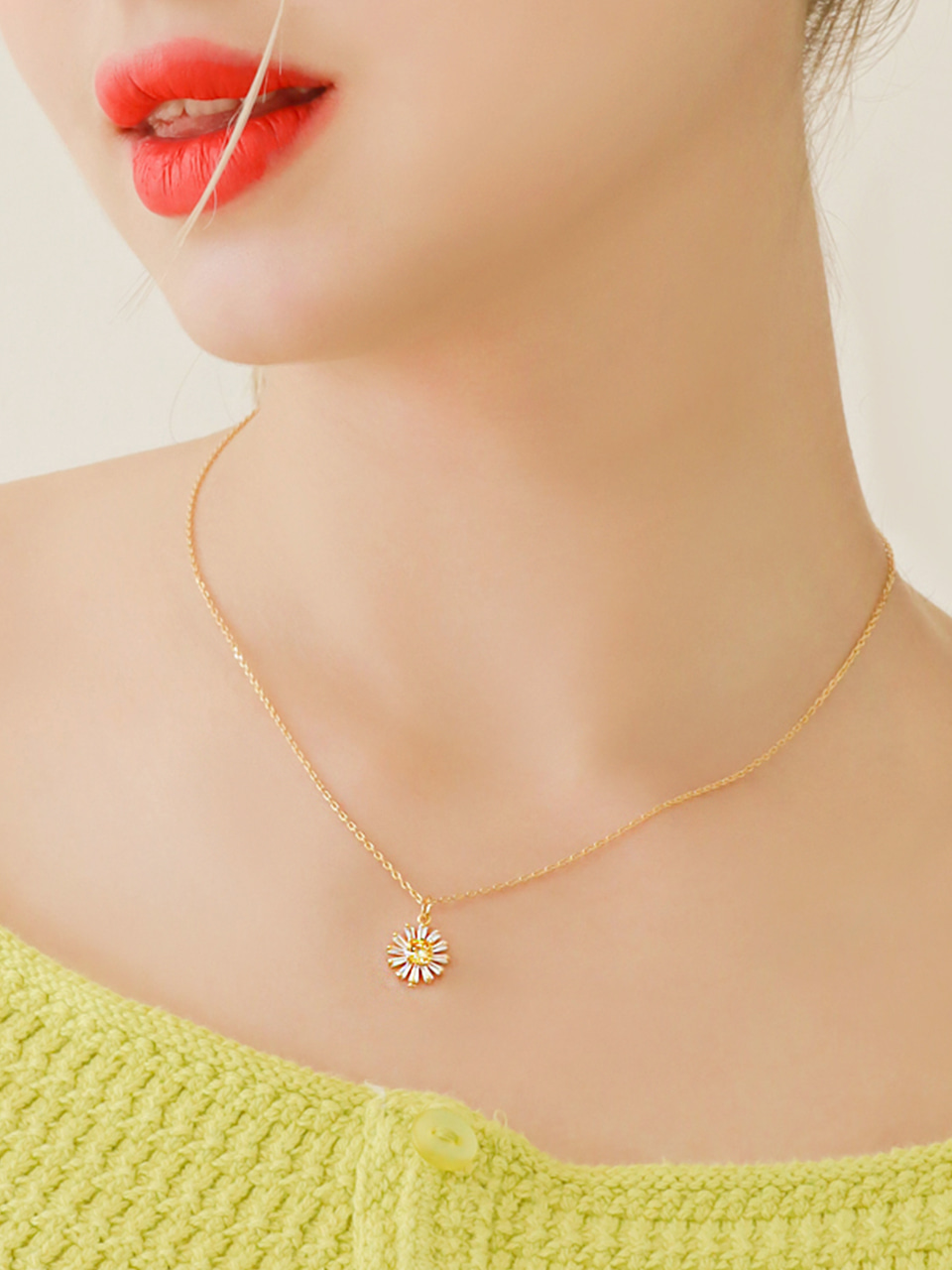 [오마이걸 아린 착용] daisy cubic necklace