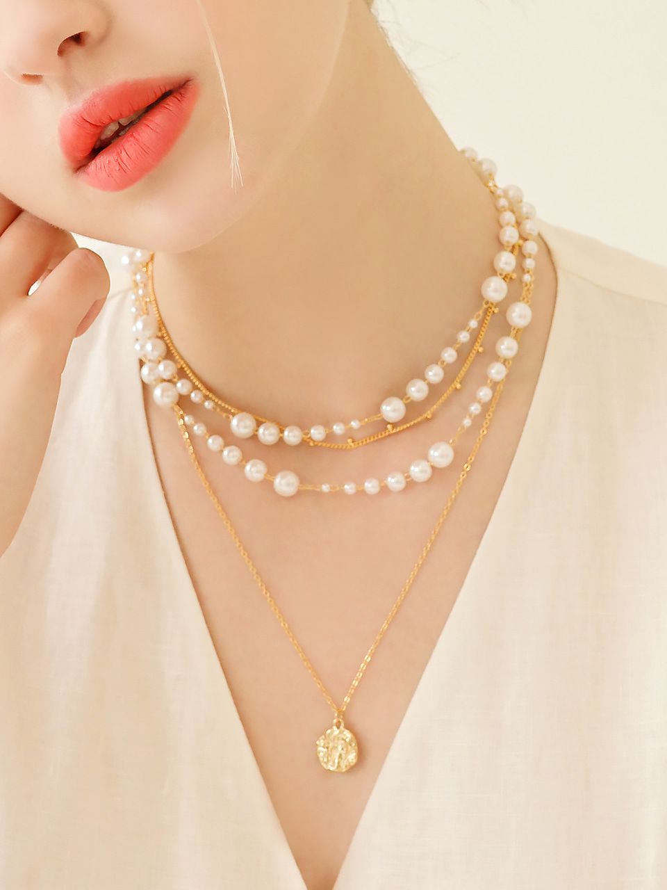 [우주소녀 설아 착용] pearl berry layered necklace set