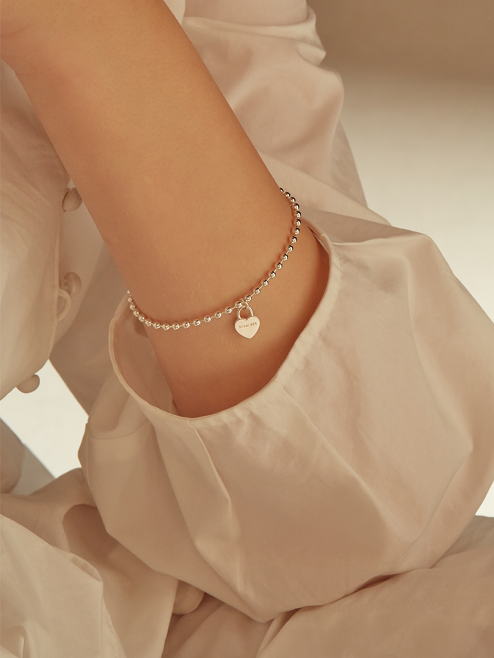 [에이핑크 보미 있지 리아 착용] luv bracelet