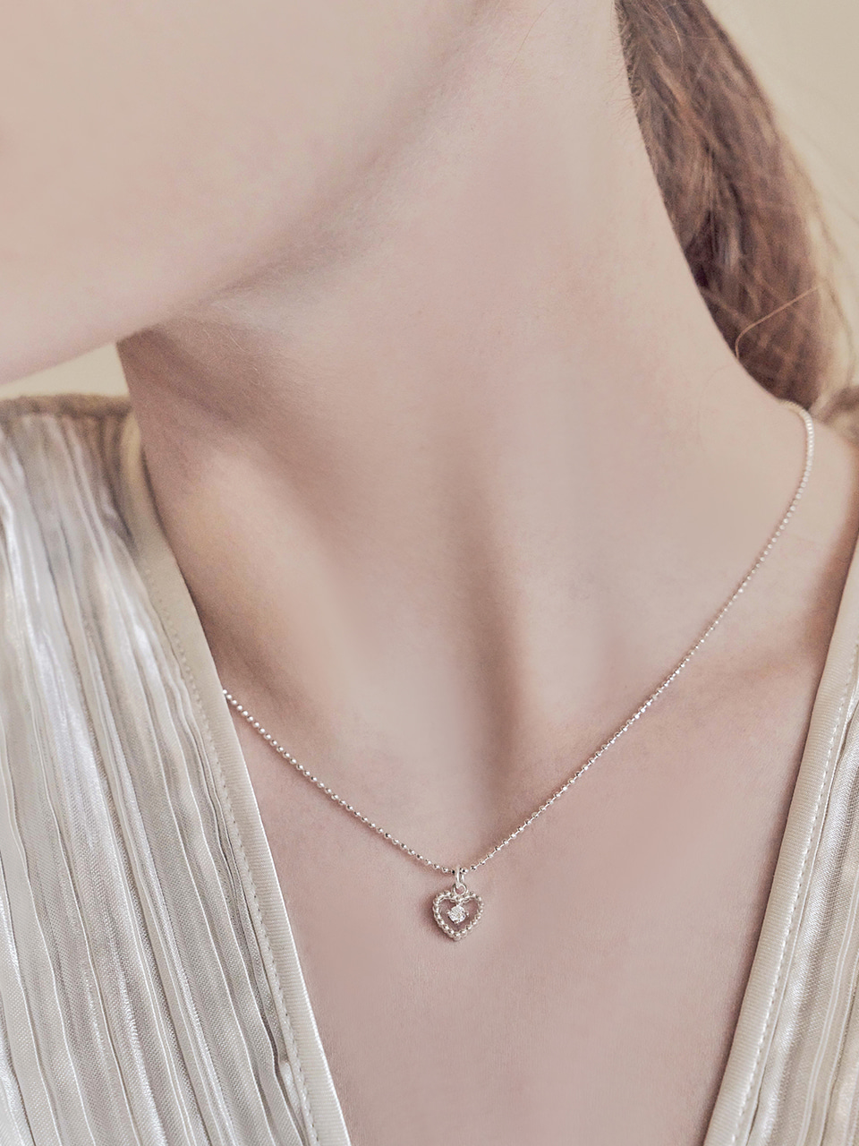 [오마이걸 유아 착용] cooing heart necklace
