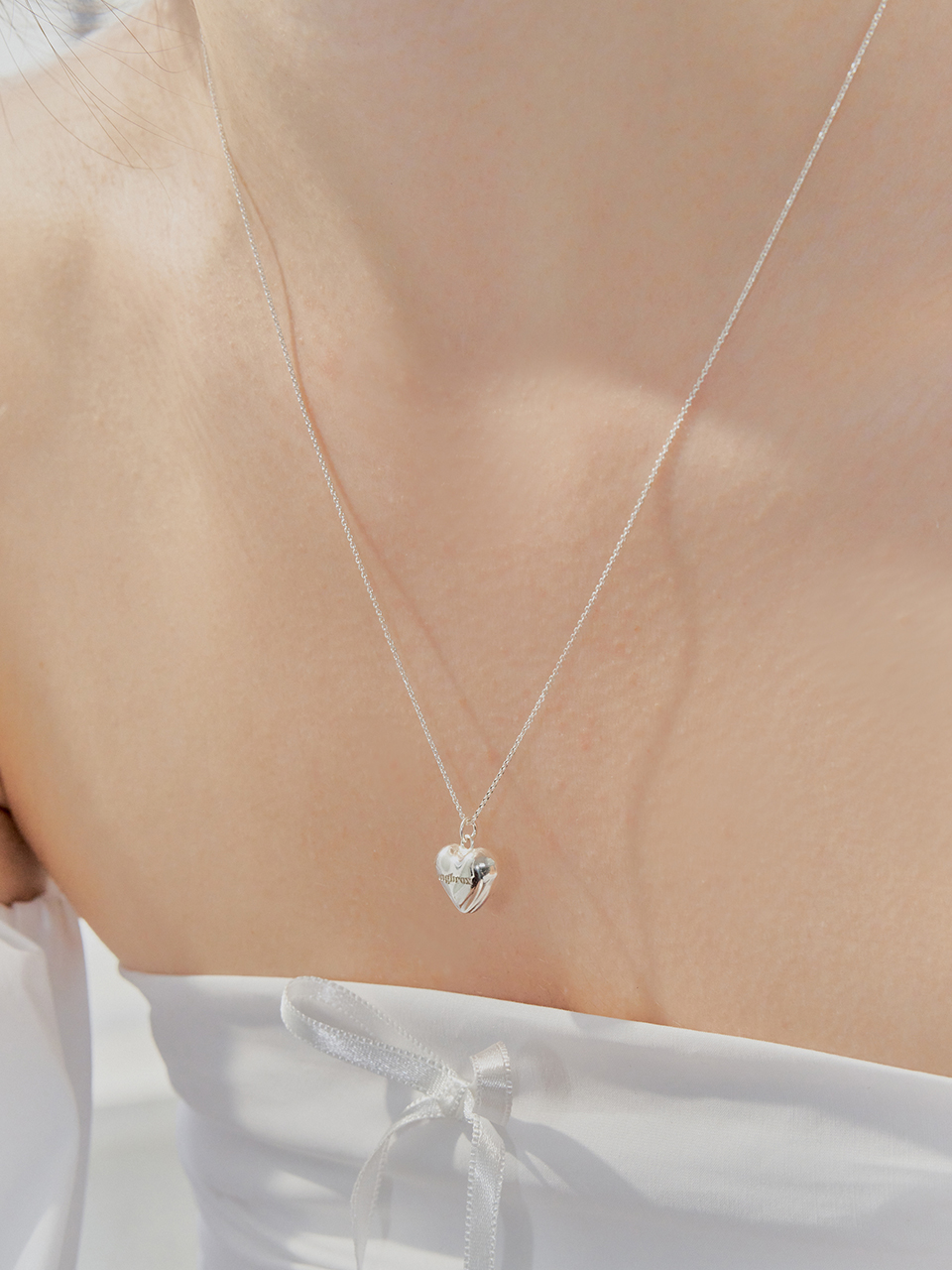 [수지 착용] youth heart necklace