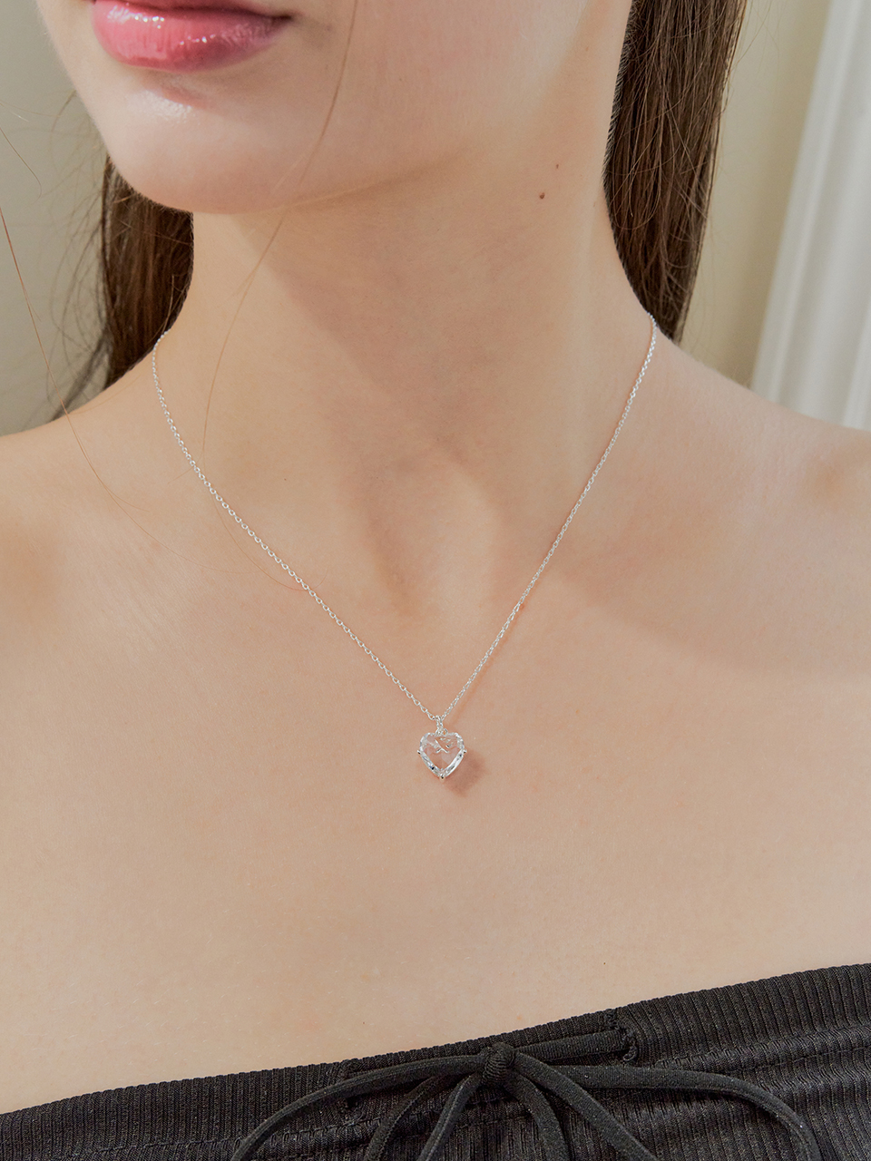 glassy heart cubic necklace