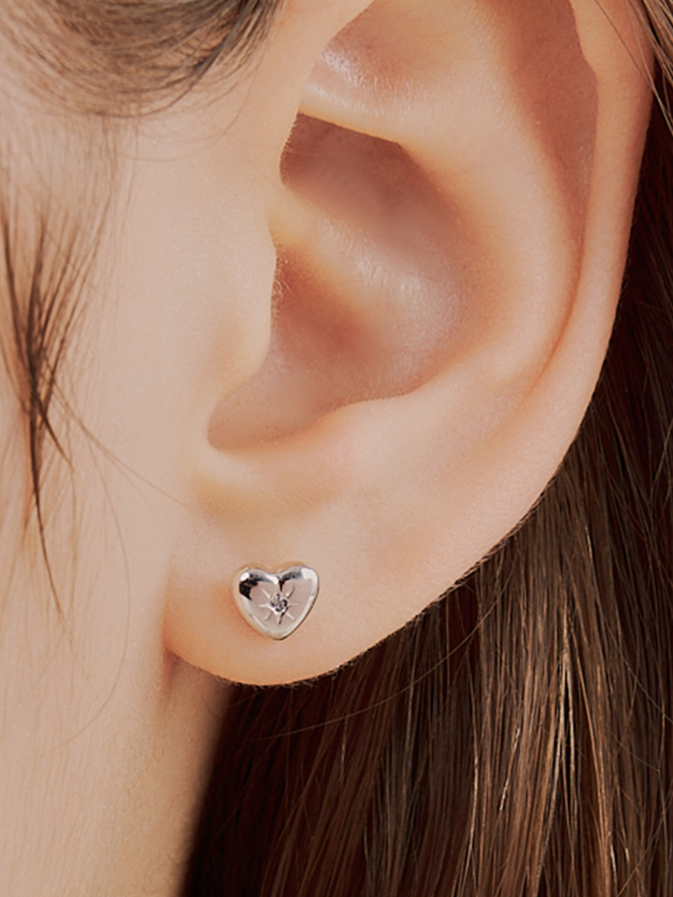 [단독] heart in star earring