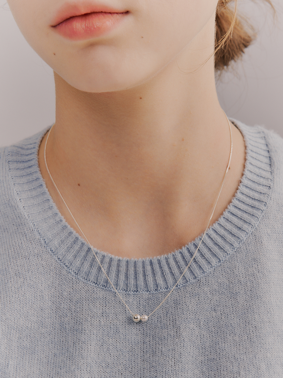 [단독] two pebbles necklace