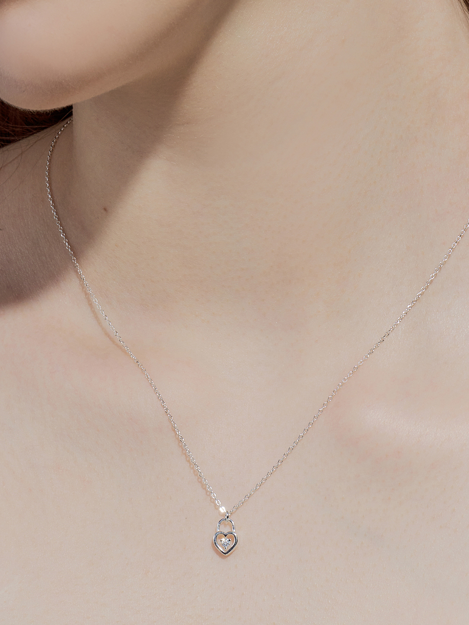 [셀럽 착용] elf heart cubic necklace
